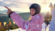Мій день в горах ПОКАТУШКИ на лижах Годуємо тварин ВЛОГ My little Nastya