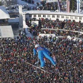 Біатлон, Турне 4 трамлінів та інші зимові види спорту | Winter Vacations