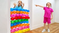 Kids play with balloons - Funny stories for Kids