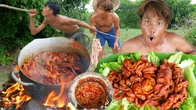 Survival in the rainforest - Pork Loaf Intestines, cooking pork loaf eating delicious