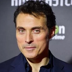 Rufus Sewell