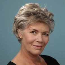 Kelly McGillis
