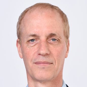 Dan Gilroy