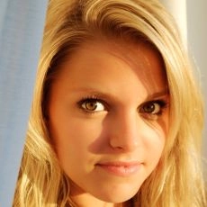 Sarah-Jeanne Labrosse