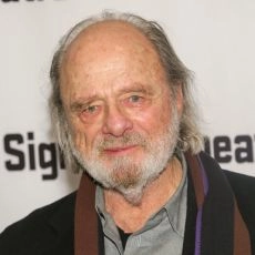 Harris Yulin