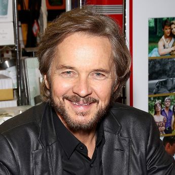 Stephen Nichols
