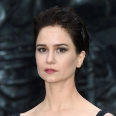 Katherine Waterston
