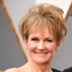 Lorraine Ashbourne