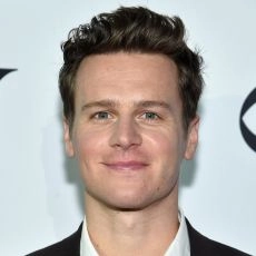 Jonathan Groff