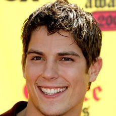 Sean Faris