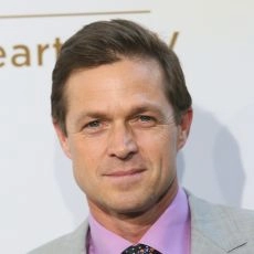 Eric Close