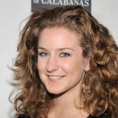 Hallee Hirsh
