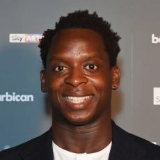 Kobna Holdbrook-Smith