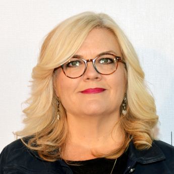 Paula Pell
