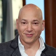 Evan Handler