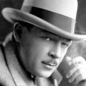 Arthur Housman
