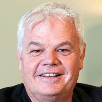 Darrell Roodt