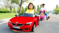 Boram have fun with toy cars