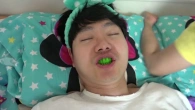 Boram funny video - Dad has colorful teeth