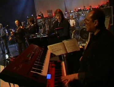 Ювілейний концерт Раймонда Паулса "Pilseta vetru un dzintara krasta"